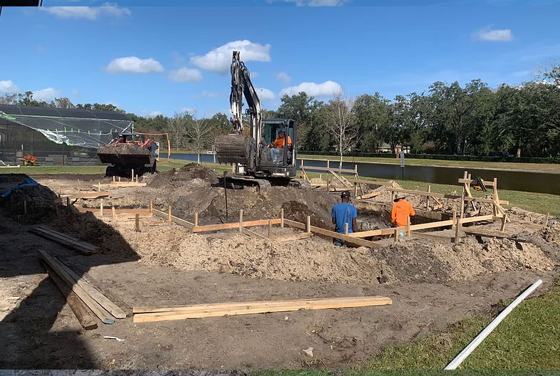 dig Presidential Pools Spas